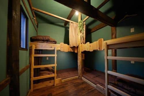 GLAMPiC GUESTHOUSE