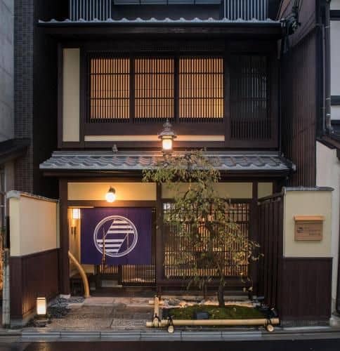 Gion Misen Furumonzen