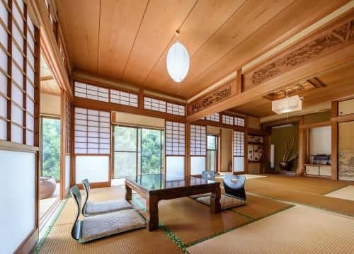 Entire building for rent Yokota Hirado