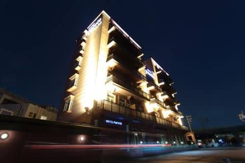 Pacela (Love Hotel) Pacela (Love Hotel)