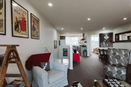 THE LOFT NO3 - CONVENIENT IN STRANDON THE LOFT NO3 - CONVENIENT IN STRANDON