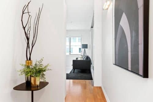 Newly Refurnished Stylish One Bedroom w free carpk