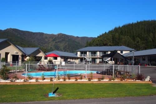 Linkwater Motel and Backpackers Linkwater Motel and Backpackers
