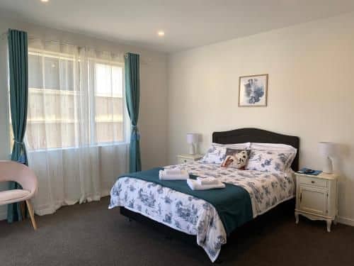 Silverdale Green Valley holiday house