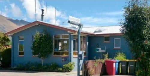 Holly's Backpackers Holly's Backpackers