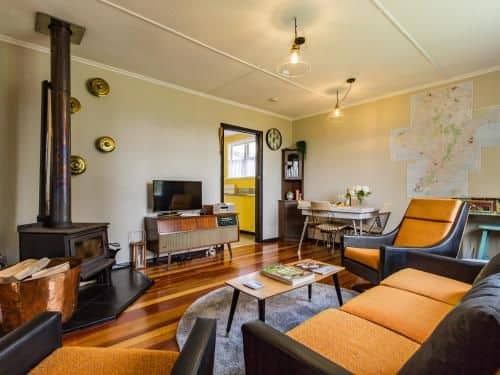 Midway on Miro - Ohakune Holiday Home