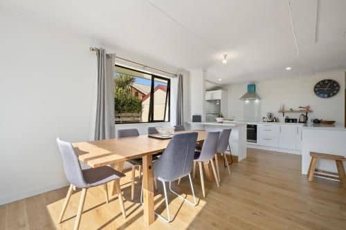 Rees on Reid - Arrowtown Holiday Home