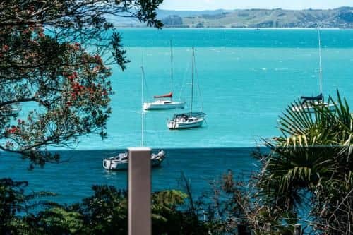 Kina Cottage - Waiheke Holiday Home Kina Cottage - Waiheke Holiday Home
