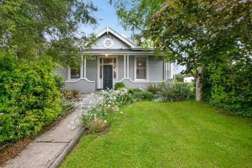 Maple Cottage - Dunedin Holiday Home