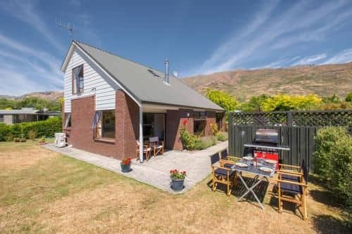 Wanaka Tranquility - Wanaka Holiday Home