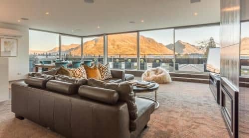 Penthouse on Hallenstein by Touch of Spice Penthouse on Hallenstein by Touch of Spice