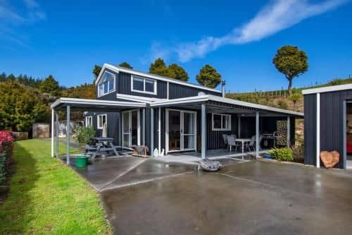 Totara Ridge - Ruakaka Holiday Home Totara Ridge - Ruakaka Holiday Home