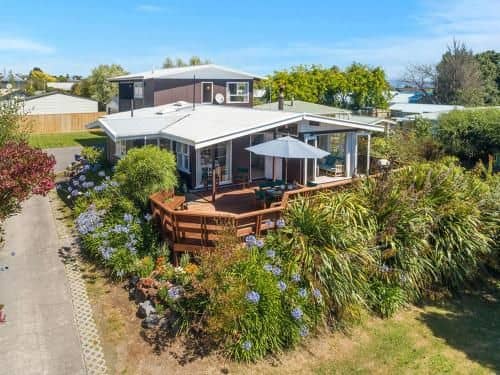 Wharewaka Hideaway - Wharewaka Holiday Home Wharewaka Hideaway - Wharewaka Holiday Home