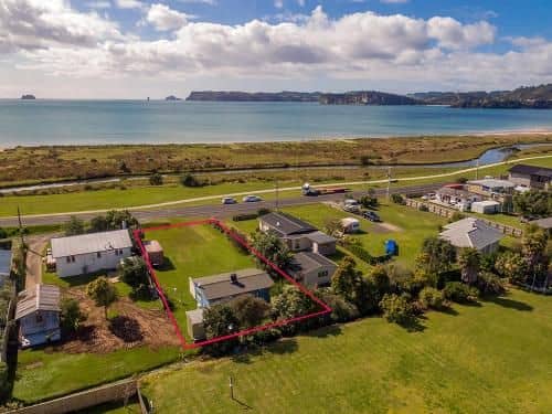 Casa de Perro - Whitianga Holiday Home