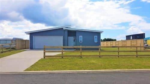 Seascape - Cooks Beach Holiday Home