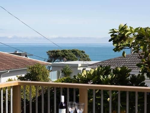 BLUE WATER COTTAGE - BY THE SEA BLUE WATER COTTAGE - BY THE SEA