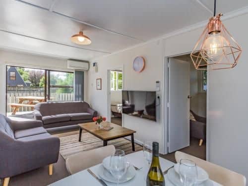 Ruapehu Rendezvous - Ohakune Holiday Home