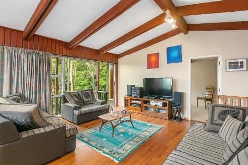 Broad Bay Treetop Hideaway - Broad Bay Holiday Home Broad Bay Treetop Hideaway - Broad Bay Holiday Home