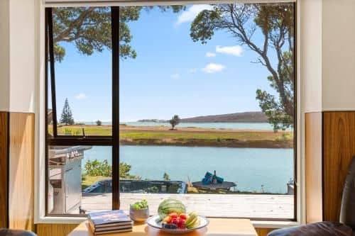 Waterfront Estuary Escape - Raglan Holiday Home Waterfront Estuary Escape - Raglan Holiday Home
