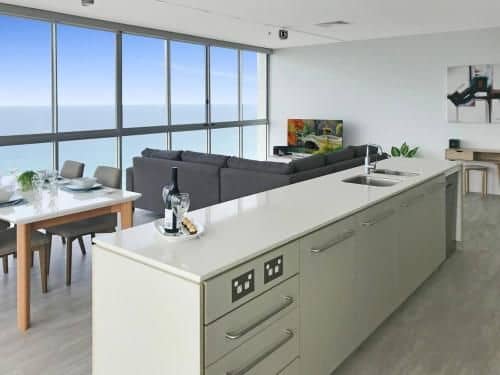 Stunning Views Air On Broadbeach!Wine Wifi Parking