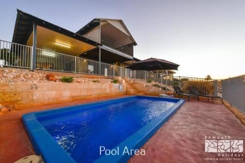 3 Kestrel Place - PRIVATE JETTY & POOL 3 Kestrel Place - PRIVATE JETTY & POOL