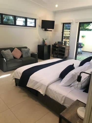 Bali inspired hideaway with Tropical villa & Plunge Pool Bali inspired hideaway with Tropical villa & Plunge Pool