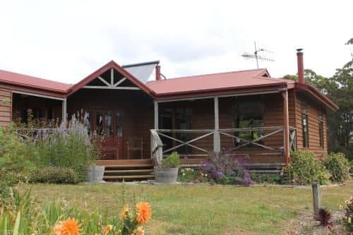 Eagle's Roost Farmstay B&B Eagle's Roost Farmstay B&B