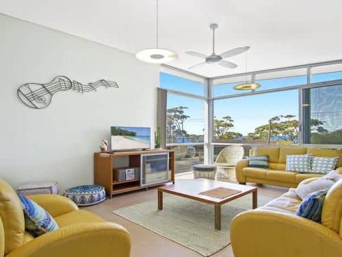 Serene - spacious air conditioned accommodation Serene - spacious air conditioned accommodation