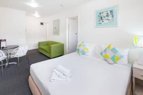 City Edge East Melbourne Apartment Hotel