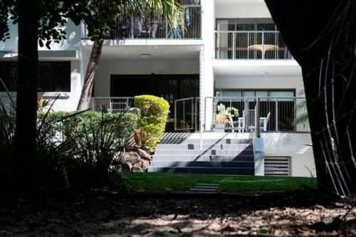 Absolute Beachfront - Mooloolaba Absolute Beachfront - Mooloolaba