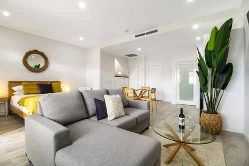 Enjoy bayside life at stylish studio close to city Enjoy bayside life at stylish studio close to city