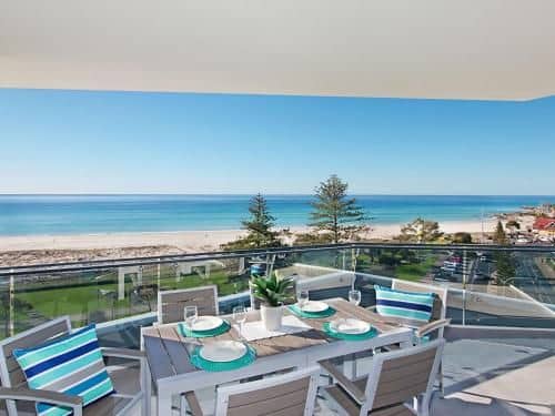 Iconic Unit 704 - Luxury Beachfront Apartment With Wi-Fi On Kirra Beach In Coolangatta Iconic Unit 704 - Luxury Beachfront Apartment With Wi-Fi On Kirra Beach In Coolangatta