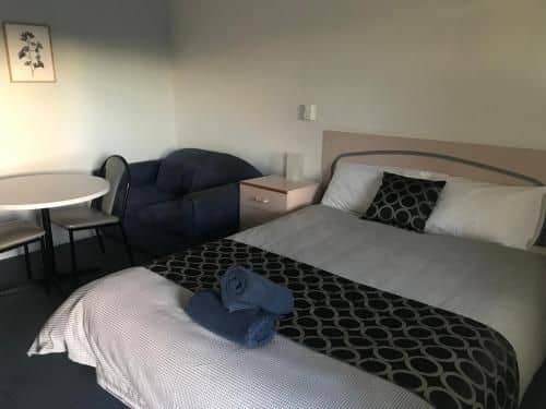 County Lodge Motel