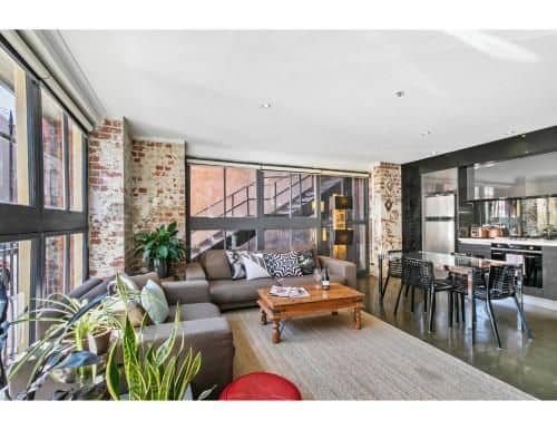 Chic Warehouse Apartment In Hipster, Foodie Hub