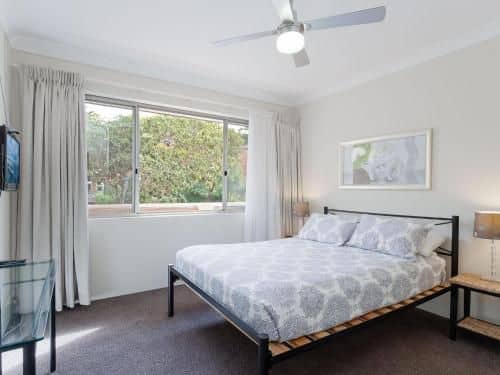 2 'Bronte Court' 17 Magnus Street - air con, complex pool and centrally located 2 'Bronte Court' 17 Magnus Street - air con, complex pool and centrally located