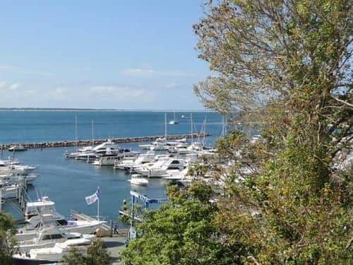 3 'Paradiso', 4 Laman Street - aircon, pool, heart of town, water views 3 'Paradiso', 4 Laman Street - aircon, pool, heart of town, water views