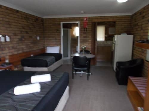 Park House Motor Inn Park House Motor Inn