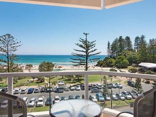 Kooringal unit 17 - Panoramic ocean views from this 5th floor apartment
