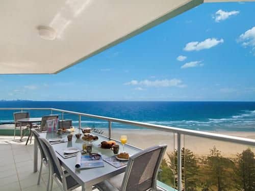 Ocean Plaza Unit 1469 - Right on Coolangatta beachfront
