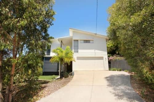 224 Centenary Heights Road Coolum Beach, 500 Dollar Bond, Linen Included