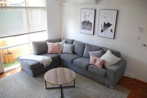 Balcony Retreat Apartment by Ready Set Host Balcony Retreat Apartment by Ready Set Host