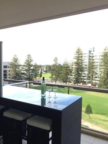 Beachside Luxury getaway in Glenelg Beachside Luxury getaway in Glenelg