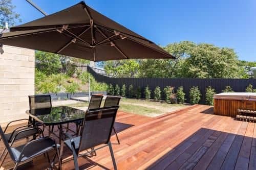 Caxton Beach House - hot tub spa Caxton Beach House - hot tub spa