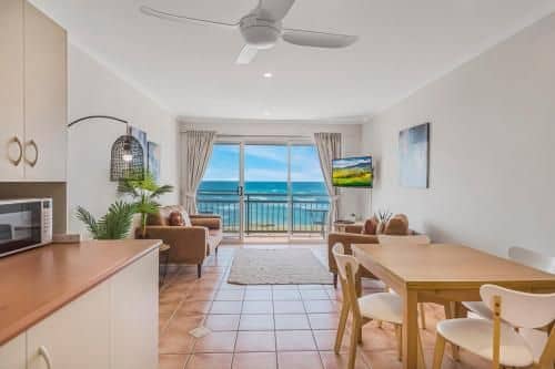 10T Beachfront Apartments 10T Beachfront Apartments