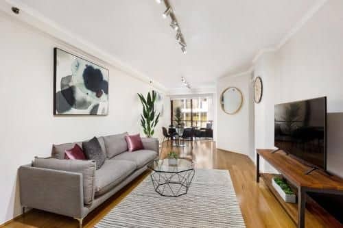 Modern 1 bdrm in vibrant Darlinghurst - 45 PEL