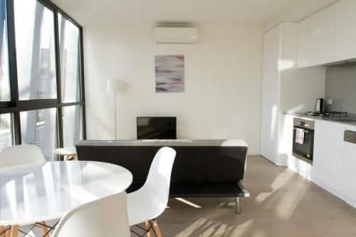 Brand New 1 Bedroom in South Melbourne In Luxury High Rise Block