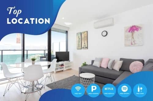 South Yarra City View Apartment with Car Park, Amazon Alexa, Spotify, Netflix, and WiFi