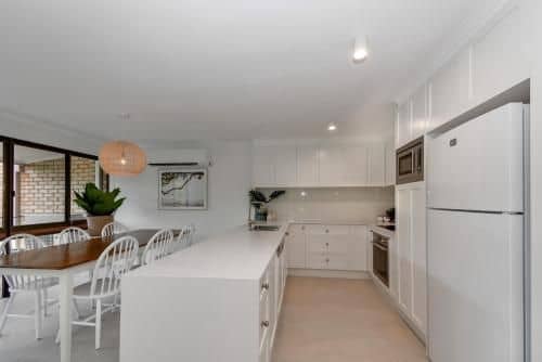BEAUTIFULLY RENOVATED OCEANSIDE APARTMENT