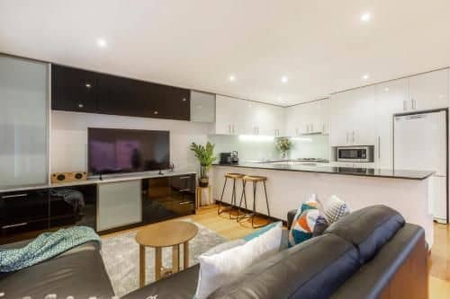 Tranquil Townhouse in Port Melbourne Tranquil Townhouse in Port Melbourne