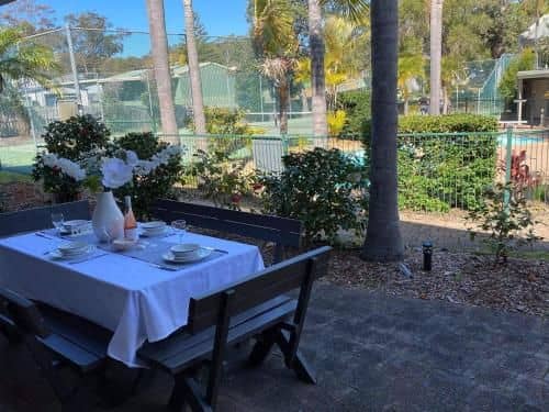10 'Carindale' 19 Dowling St - Ground Floor Unit with WIFI, Foxtel and Linen